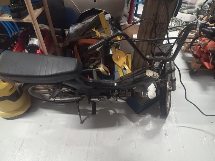 Originele Puch te koop! Opknapper met onderdelen, Fietsen en Brommers, Brommers | Puch, Ophalen