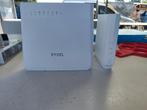 Zyxel VMG8825-T50, Ophalen of Verzenden, Zo goed als nieuw, Router met modem, Zyxel
