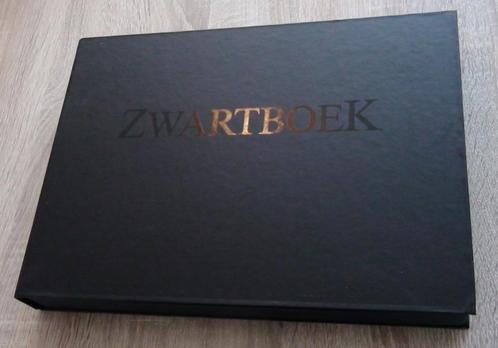 Zwartboek (Limited Edition Boxset met DVD & CD soundtrack), Cd's en Dvd's, Dvd's | Nederlandstalig, Zo goed als nieuw, Film, Drama