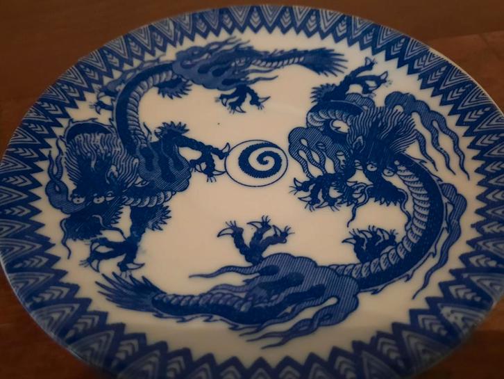 Oosters blauw-wit drakenschaaltje, Antiek en Kunst, Antiek | Porselein, Ophalen of Verzenden
