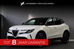 Alfa Romeo Junior 1.2 Turbo Hybrid Ibrida Speciale Pr. Lease, Auto's, Stof, 1280 kg, Euro 6, 1199 cc