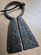 Viking fibula bodemvondst brons, Ophalen of Verzenden
