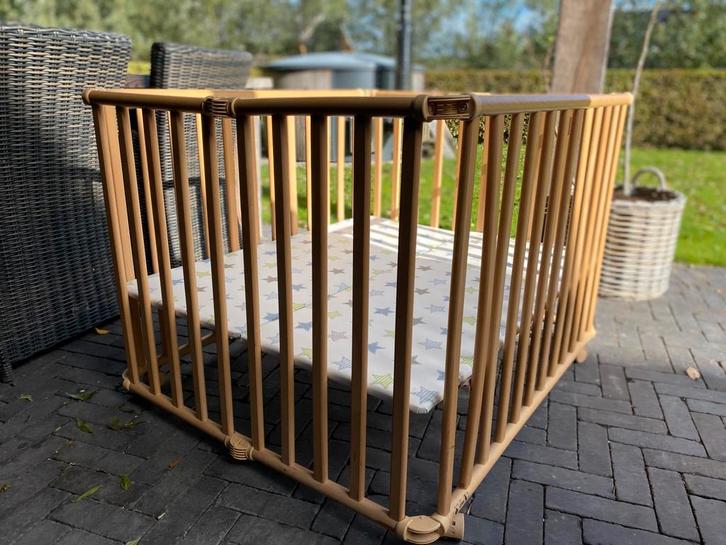 Geuther stevige verstelbare, inklapbare, en verrijdbare box, Kinderen en Baby's, Boxen, Zo goed als nieuw, Rechthoekig, In hoogte verstelbaar