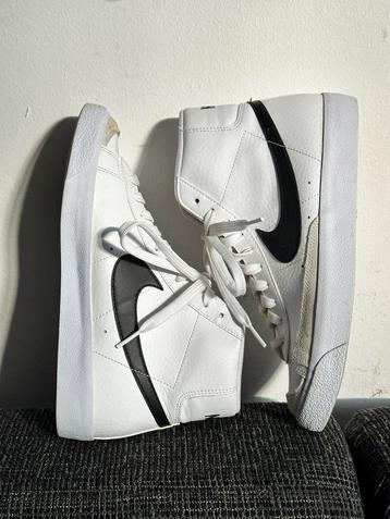 Nike Blazer ‘77 maat 39 nieuw!! beschikbaar voor biedingen