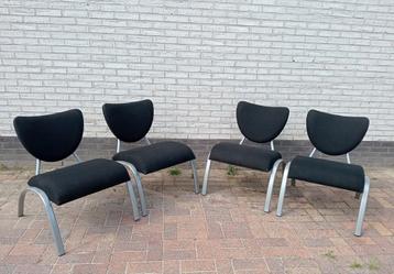 Set van 4 design fauteuils / wachtkamerstoelen  beschikbaar voor biedingen