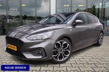 Ford Focus 1.0 EcoBoost ST Line | Led | 18 Inch | Winter Pak beschikbaar voor biedingen