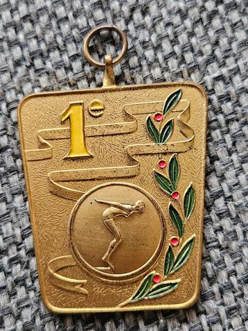 Vintage Sport Medaille 1e plaats - 1967 beschikbaar voor biedingen