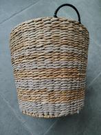 Hoge rieten mand, Huis en Inrichting, Ophalen, Gebruikt, Mand, Rond