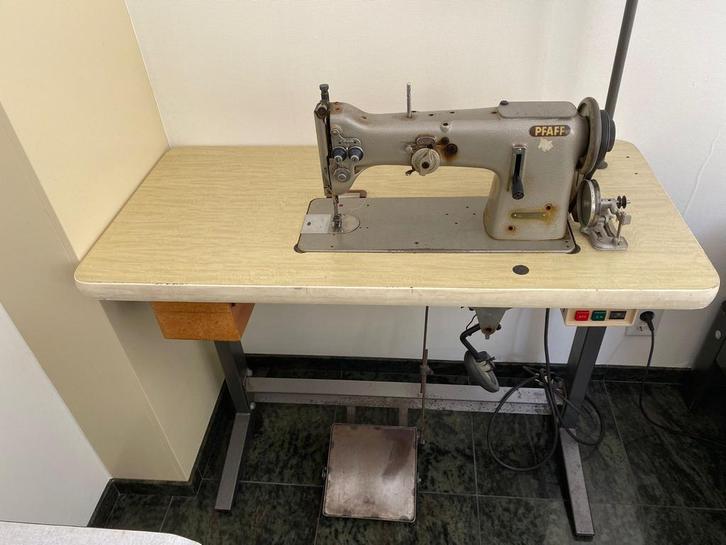 Pfaff Industriële Naaimachine - Model 138-6/21-BS, Hobby en Vrije tijd, Naaimachines en Toebehoren, Gebruikt, Naaimachine, Pfaff