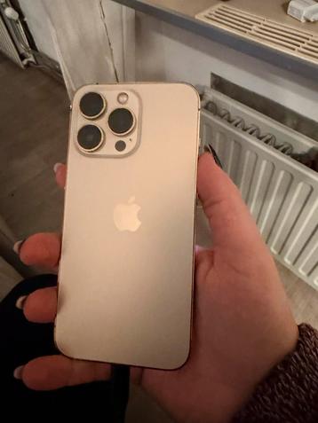 iPhone 13 Pro Gold - Wegens overcompleet beschikbaar voor biedingen