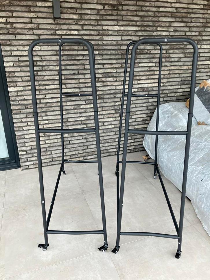 Twee Stevige Kledingrekken met Wielen, Kleding | Dames, Kledingrekken, Zo goed als nieuw, Met wielen, Ophalen
