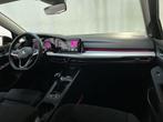 Volkswagen Golf 1.5 TSI Life Business Alcantara LED Virtual, Auto's, 65 €/maand, 4 cilinders, Met garantie (alle), Alcantara
