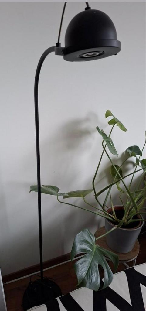 Staande lamp Karwei, Huis en Inrichting, Lampen | Vloerlampen, Zo goed als nieuw, 150 tot 200 cm, Metaal, Ophalen