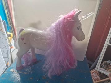 unicorn baby born  beschikbaar voor biedingen