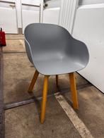 2 in zeer goede staat kuipstoelen., Ophalen, Zo goed als nieuw, Wit