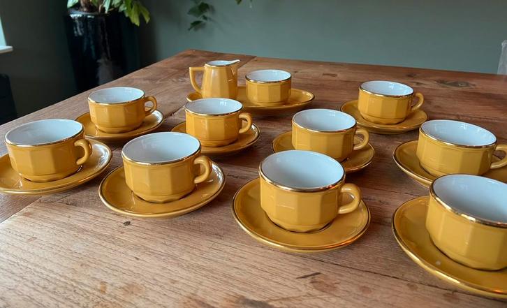 Vintage 12-delig Frans koffie-/theeservies z.g.a.n., Antiek en Kunst, Antiek | Servies compleet, Ophalen