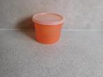 Tupperware Ruimtekom 550 ml. Oranje, Huis en Inrichting, Keuken | Tupperware, Ophalen of Verzenden, Zo goed als nieuw, Oranje