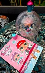 LOL Surprise Stickerboek & Poppetje, Ophalen of Verzenden, Gebruikt