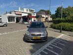 Toyota Yaris 1.3 VVT-i Terra, Voorwielaandrijving, Gebruikt, 4 cilinders, 400 kg
