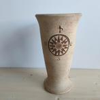 Keramieken Windroos Vaas (Outlet de Overkant), Huis en Inrichting, Gebruikt, Overige kleuren, Aardewerk of Porselein, Ophalen of Verzenden