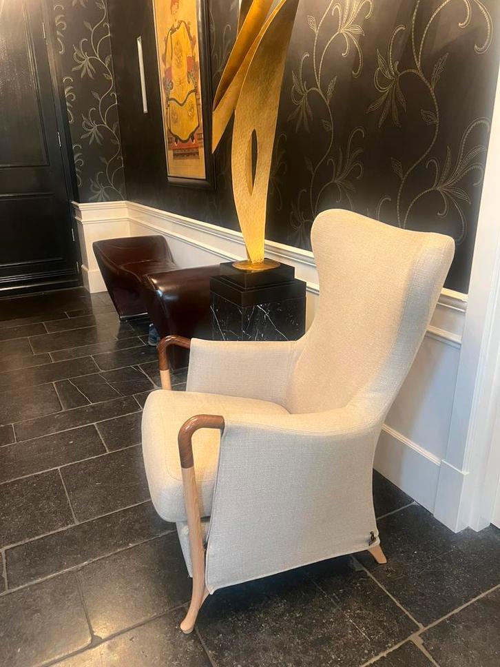Giorgetti progetti stoel in nieuw staat, Huis en Inrichting, Fauteuils, Zo goed als nieuw, Ophalen