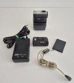 JVC GR-DVP3E Handheld MiniDV Video Camera Camcorder, Audio, Tv en Foto, Videocamera's Digitaal, Mini dv, Gebruikt, JVC, 20x of meer