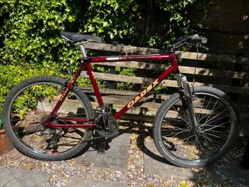 Vintage Giant Cadex MTB  beschikbaar voor biedingen