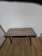 Bureau met stalen onderstel, Ophalen, 50 tot 100 cm, 100 tot 150 cm, Tot twee personen