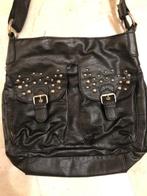 T29 zwarte nieuwe schoudertas tas met zilver-kleurige studs, Verzenden, Zo goed als nieuw, Zwart