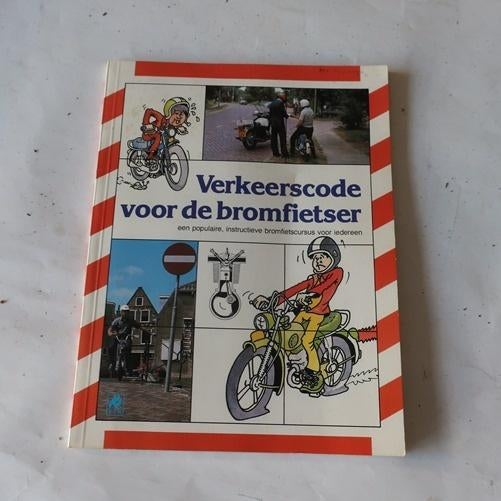 Verkeerscode voor de bromfietser VVN bromfietscursus, Ophalen of Verzenden, Gebruikt