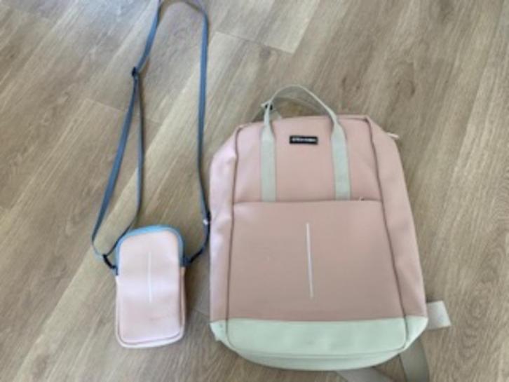 rugzak + telefoontasje, Sieraden, Tassen en Uiterlijk, Tassen | Rugtassen, Gebruikt, Overige merken, 25 tot 40 cm, 30 tot 45 cm