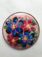 Broche emaille, ontwerp door Johan (‘Joop’) Schilt, Overige materialen, 4 tot 7 cm, Overige kleuren, Ophalen of Verzenden