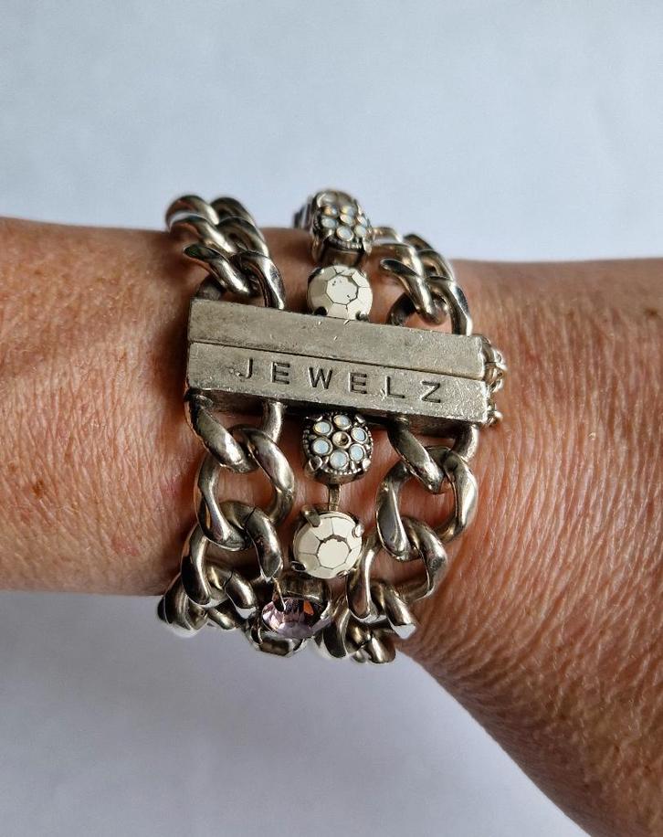 Mooie JEWELZ multi-row armband met sterke magneetsluiting, Sieraden, Tassen en Uiterlijk, Armbanden, Zo goed als nieuw, Zilver