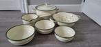 Retro vintage emaille pannenset geel met groen en gouden bie, Huis en Inrichting, Keuken | Potten en Pannen, Ophalen of Verzenden