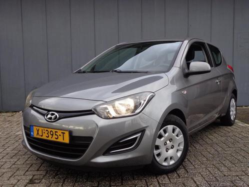 Hyundai I20 1.4i i-Drive Volledig Onderhoudsboekje., Auto's, Hyundai, Te koop, i20, ABS, Airbags, Airconditioning, Boordcomputer