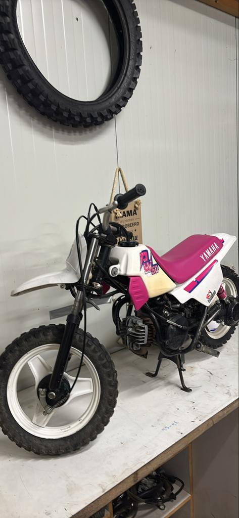 Yamaha PW50 Roze met Blauwe Ombouwset, Fietsen en Brommers, Minibikes, Midibikes en Pitbikes, Ophalen