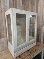 brocante vitrinekast ``WOONWINKEL RUSTIEK``, Huis en Inrichting, Kasten | Vitrinekasten, Ophalen, Glas, 100 tot 150 cm, 50 tot 100 cm