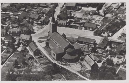 HAELEN - jaren 60 - kerk en omgeving, Verzamelen, Ansichtkaarten | Nederland, Gelopen, Limburg, 1960 tot 1980, Verzenden