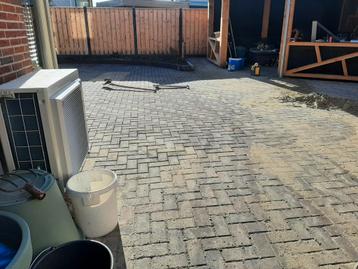 Stratenmaker  beschikbaar voor biedingen