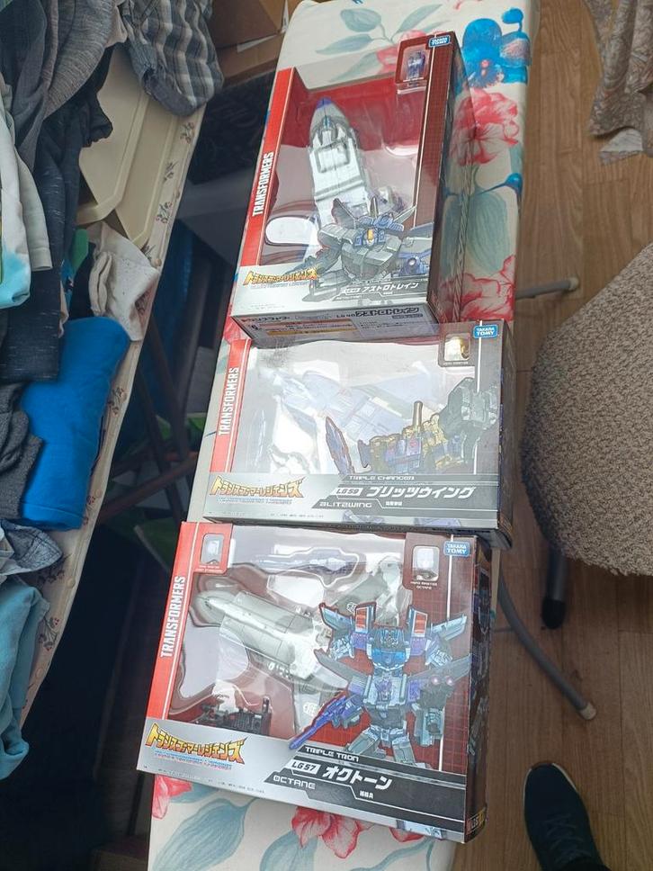 drie Transformers Legends  van takara Tomy, Verzamelen, Transformers, Nieuw, Overige generaties, Decepticons, Ophalen of Verzenden