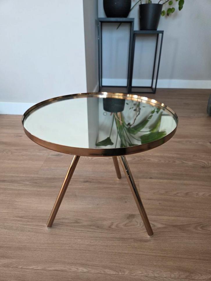 Rose Gouden Bijzettafel met Spiegelblad, Huis en Inrichting, Tafels | Bijzettafels, Zo goed als nieuw, Rond, Minder dan 45 cm