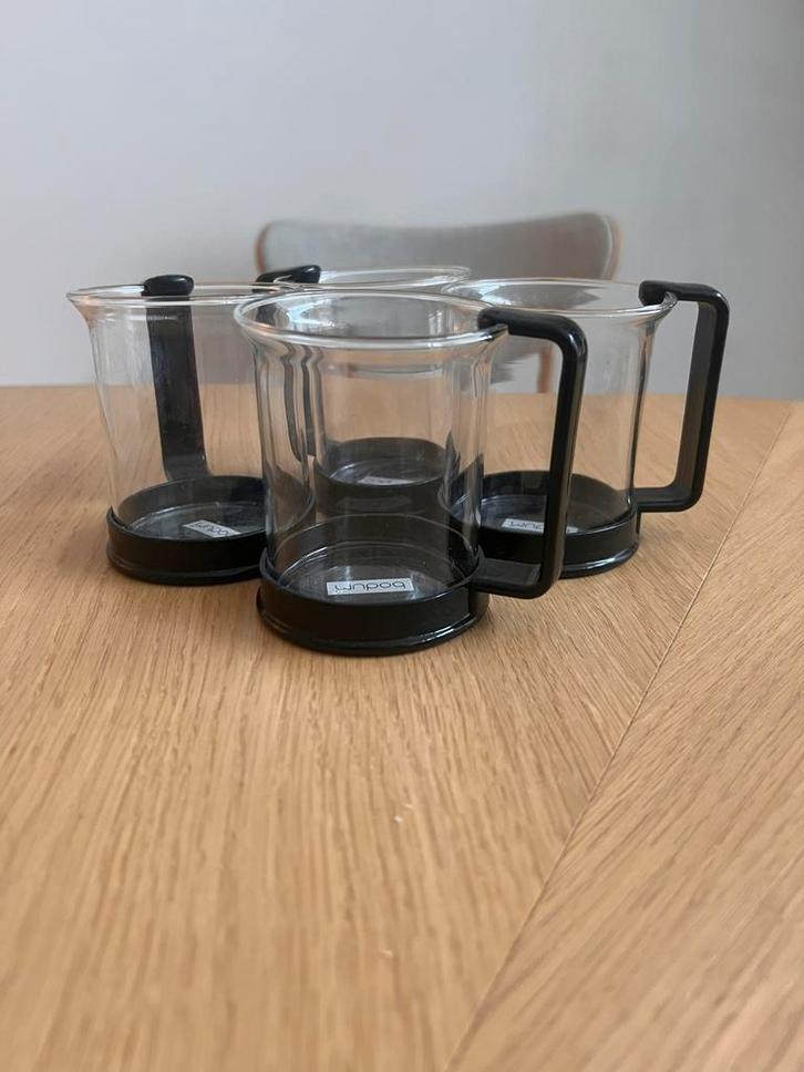 4x vintage Bodum theeglazen zwart, Huis en Inrichting, Keuken | Servies, Gebruikt, Glas of Glazen, Effen, Glas, Ophalen of Verzenden