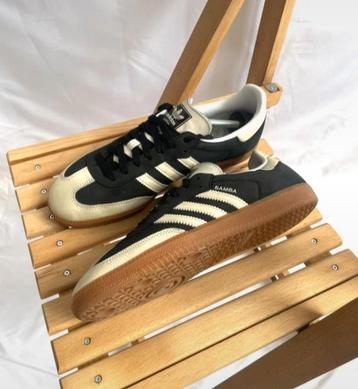 Adidas Samba OG size 45.5 beschikbaar voor biedingen