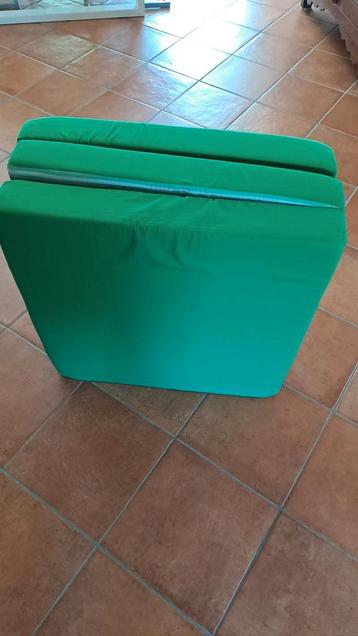 logeer matras beschikbaar voor biedingen