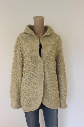 Geisha beige vest maat 3 (maat 40/42) beschikbaar voor biedingen