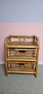 Rieten nachtkastje met laden, Huis en Inrichting, Ophalen, Gebruikt, Minder dan 45 cm, Minder dan 55 cm