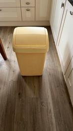 Curver vuilnisbak ( 60 liter ), Ophalen, Kunststof, Gebruikt, 50 tot 75 cm