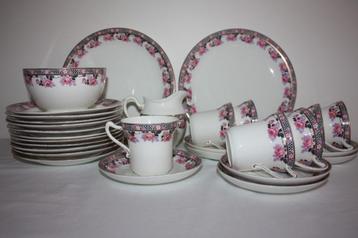 Grafton Chine Rose 7-persoons theeservies beschikbaar voor biedingen