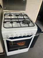 Indesit fornuis bijna nieuw, Witgoed en Apparatuur, Fornuizen, Ophalen, 4 kookzones, Zo goed als nieuw, Gas