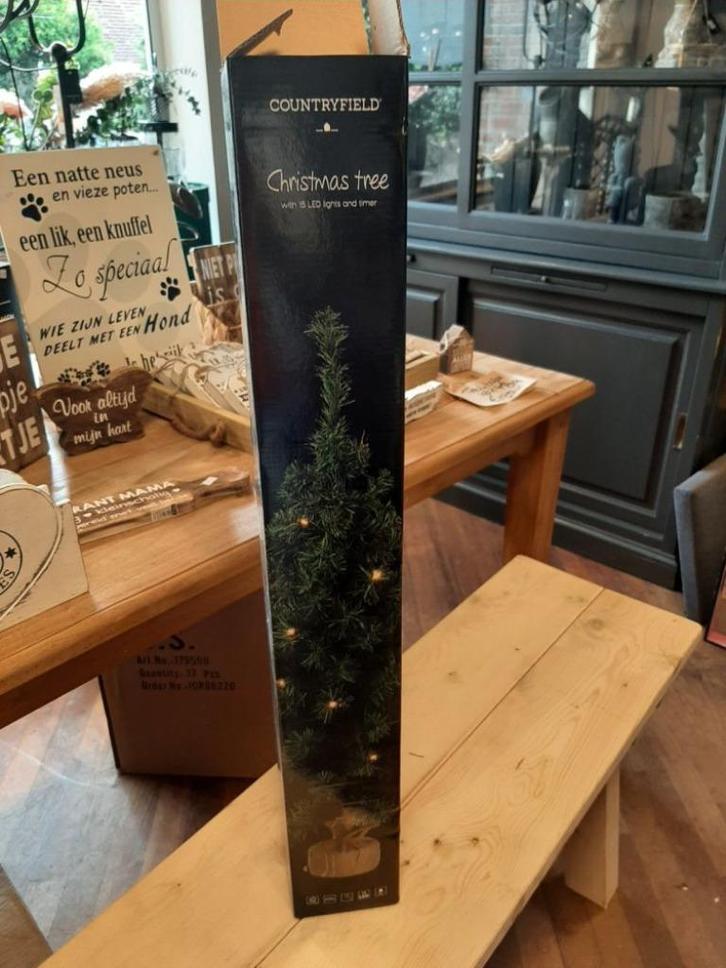 10 x Countryfield 90 cm Kerstboom Led/Timer(nieuw), Diversen, Kerst, Nieuw, Ophalen of Verzenden